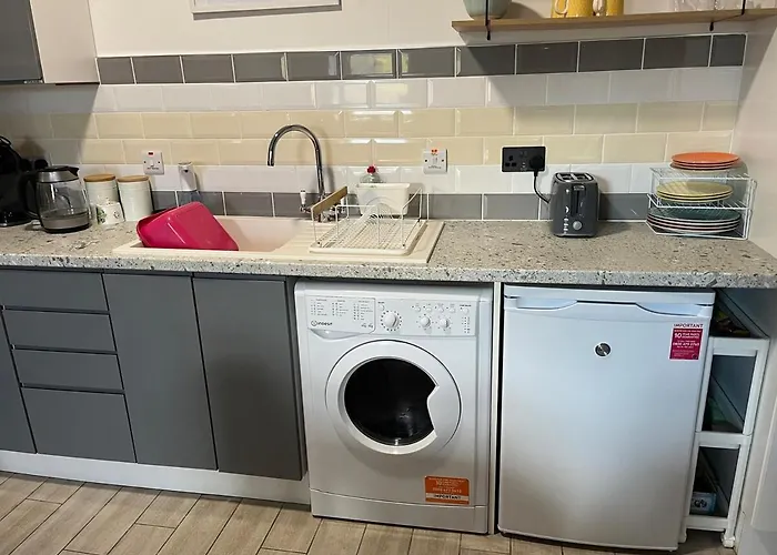 Acres - Peaceful, With Spectacular Views!!